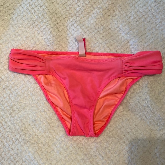 Pink Victoria’s Secret Bikini Bottom - Picture 1 of 3